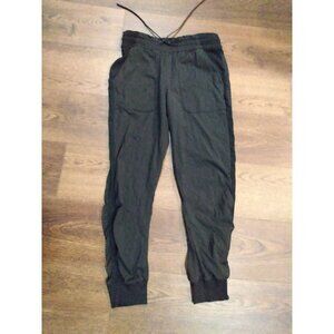 Women's Lululemon Dance Studio Pants Tapered Yoga Black Size 6